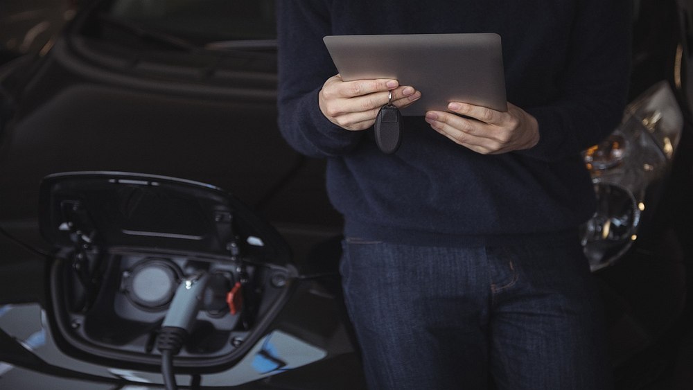 Ghid complet pentru achiziționarea pieselor auto online