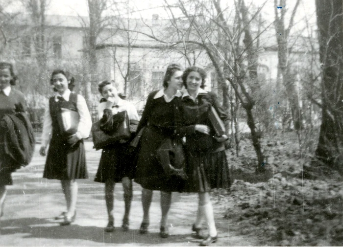 Eleve altădată