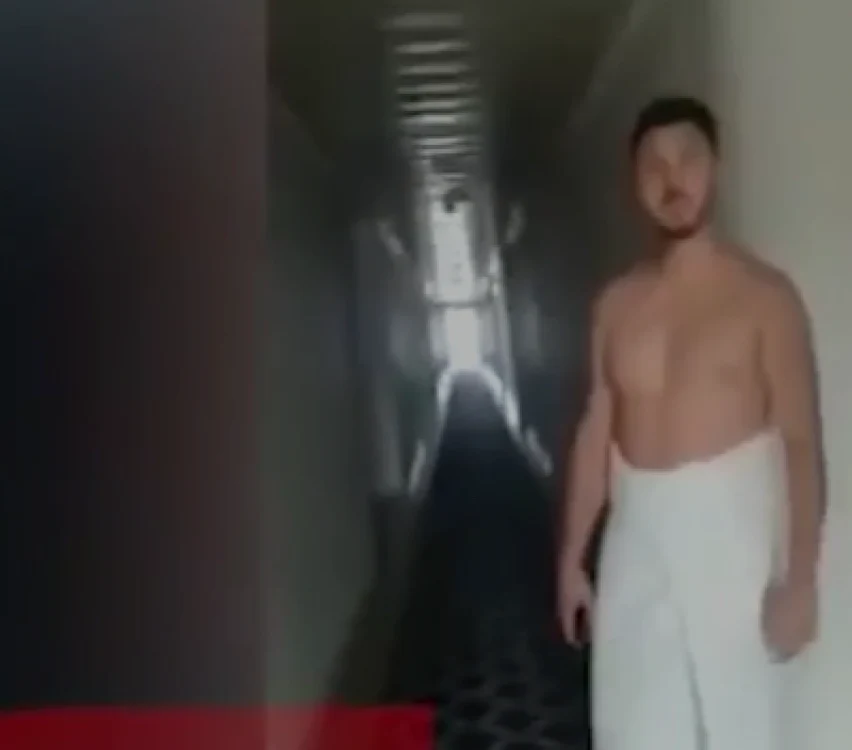 Ciprian Marica a fost suprins pe holul unui hotel din Cluj-Napoca. FOTO: Captură video/Ziar de Cluj