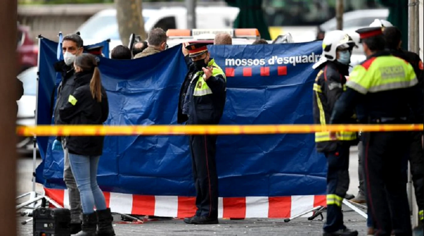 barcelona-incendiu-banca-ocupare foto news