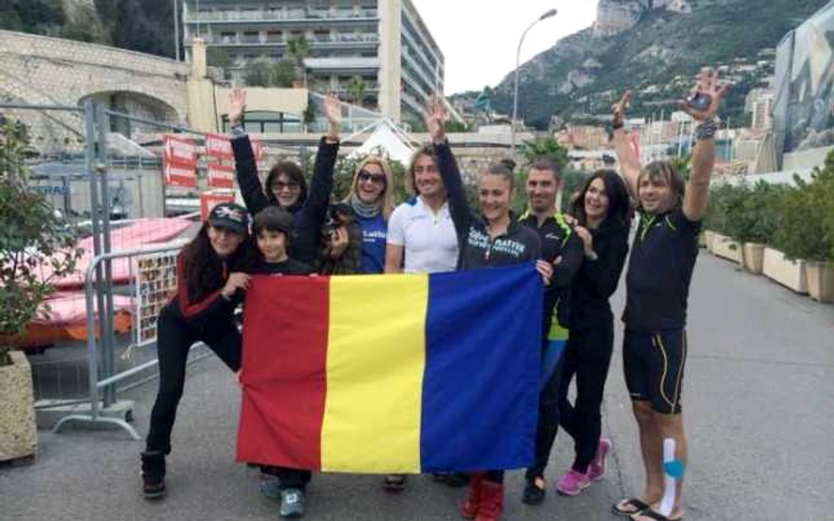 Toma Coconea şi echipa care l-a susţinut în cursa No Finish Line