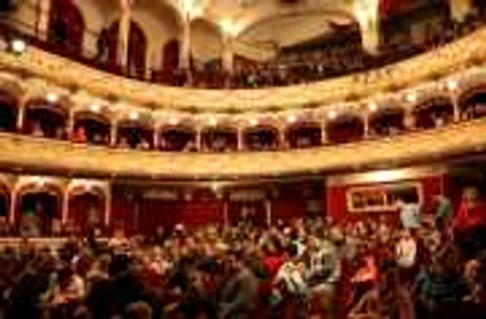 Sala Teatrului Regina Maria din Oradea