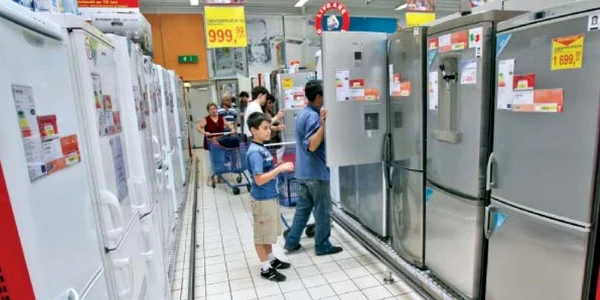 Vânzările de electrocasnice mari au scăzut cu 10% în euro,  iar în lei cu 3%   