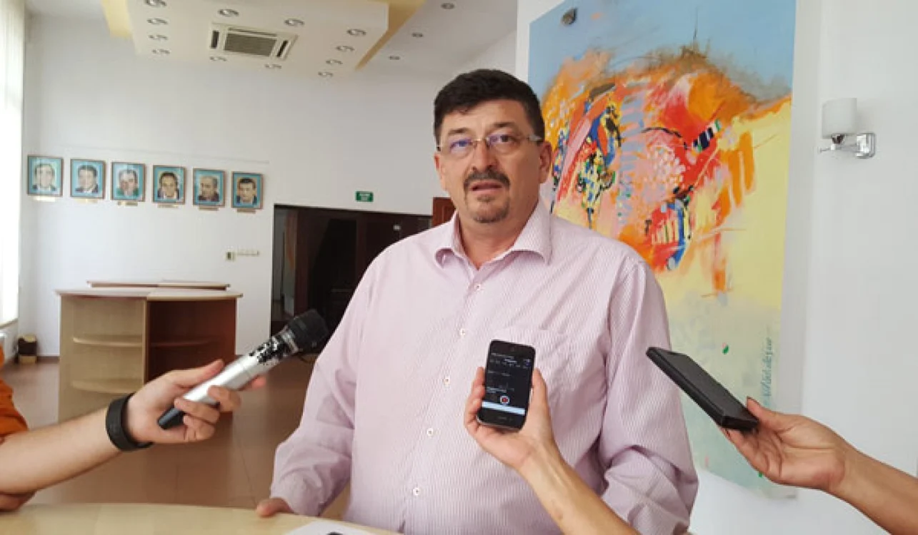 Prefectul Matei Lupu şi-a început mandatul în urmă cu două zile, timp suficient ca să fie contestat de adversarii politici FOTO caon.ro