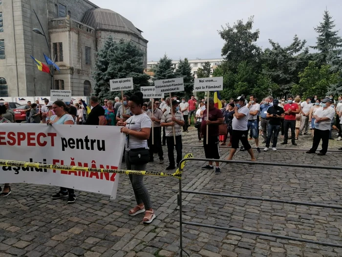 Oamenii din Flămânzi la proteste FOTO Cosmin Zamfirache