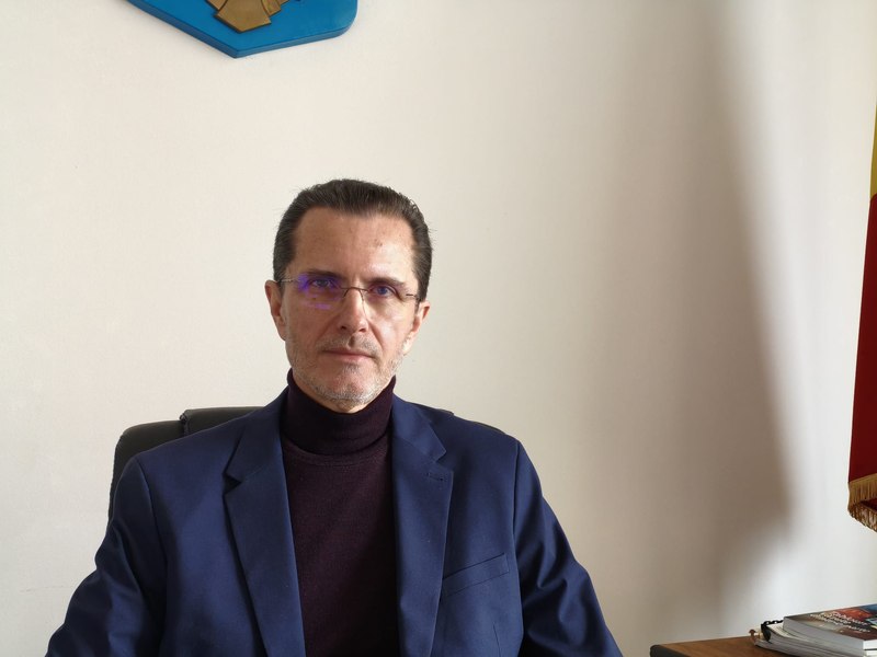 Vasile Bănescu: „Dumnezeu nu trebuie inclus în spațiul inevitabil impur al politicului“