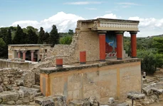 Ruinele palatului din Knossos (© Bernard Gagnon / Wikimedia Commons)