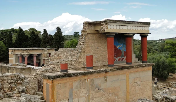 Ruinele palatului din Knossos (© Bernard Gagnon / Wikimedia Commons)