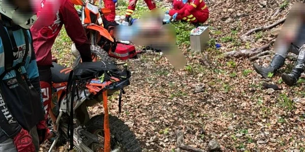 accident motociclist Muntii Bargaului 01 ISU jpg