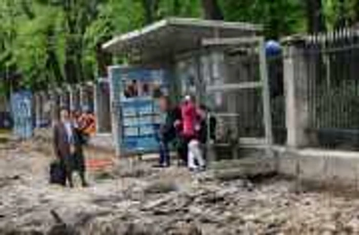Trotuare distruse în Copou