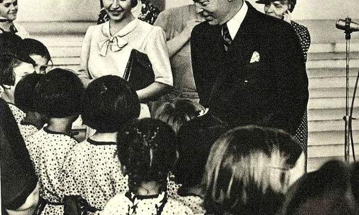 «Cucoanele» mareşalului Antonescu jpeg