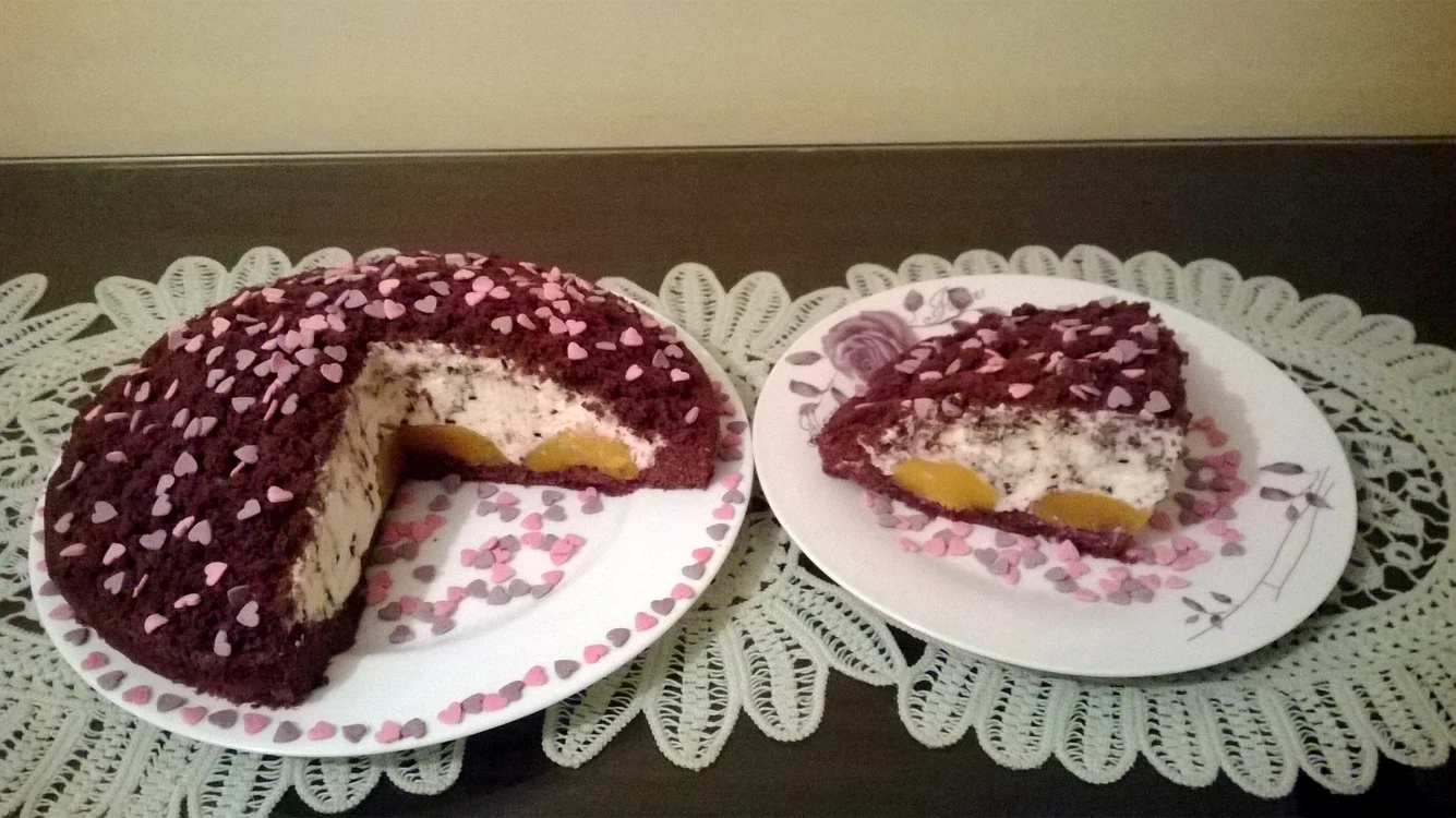 
    Moviliţa cremoasă  