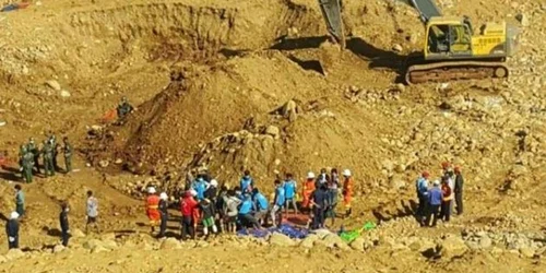 Alunecare de teren intr-o mina de jad din Myanmar FOTO AFP
