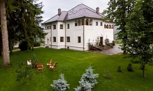 Case istorice şi conace româneşti unde ne putem relaxa ca boierii de odinioară: unde mergem şi cât ne costă să stăm în locuri de legendă jpeg