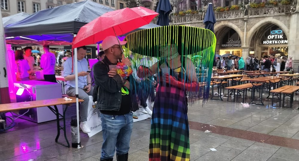 Fanii României, „învinși” de Parada Gay, dar nu și de furtună, la Munchen VIDEO