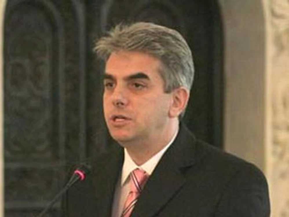 Legea educaţiei şi cea a reorganizării agenţiilor, contestate de opoziţie la CCR