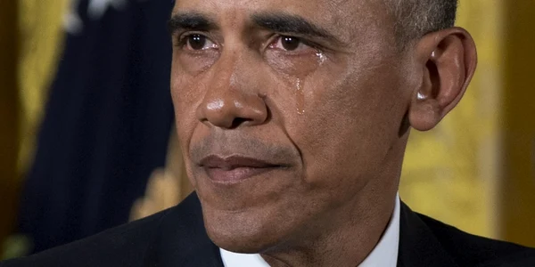 Barack Obama cu ochii în lacrimi FOTO AP 