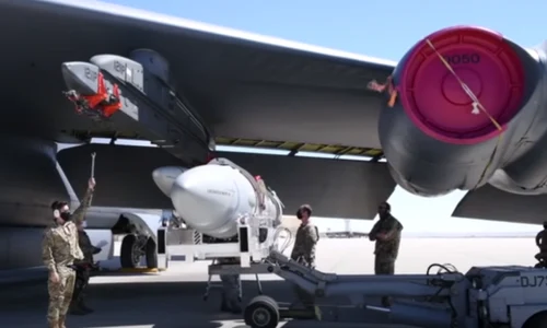 Cursa pentru arme hipersonice  Pentagonul, nemulţumit de preţul prea mare al rachetelor png