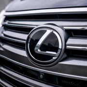 Lexus FOTO Shutterstock