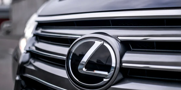 Lexus FOTO Shutterstock