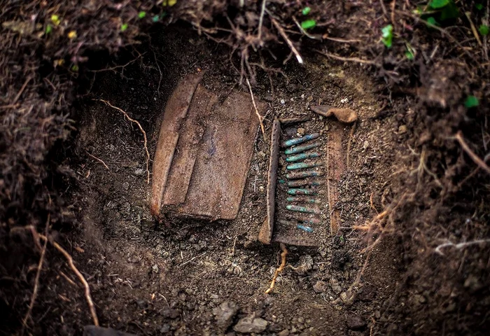Cartușiere din Primul Război Mondial din Bătălia Trecătorilor Foto Romanian Military Archeology