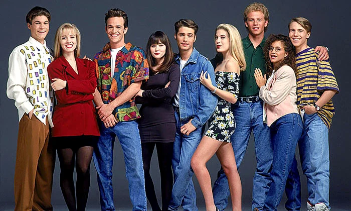o BEVERLY HILLS 90210 PHOTOS facebook jpeg