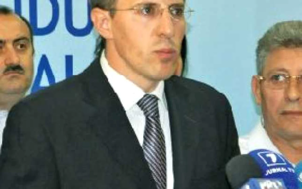 Liberalul Dorin Chirtoacă plăteşte pentru lipsa de unitate a Alianţei pentru Integrare