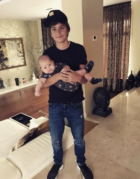 Adrian Mutu, Mario png