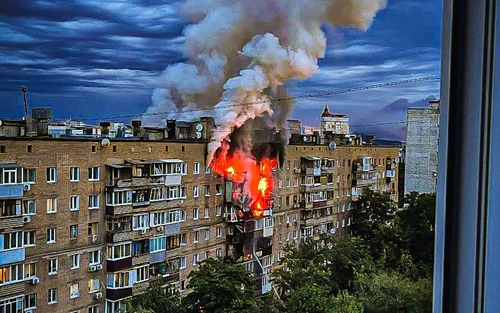 Harkov a fost din nou bombardat sâmbătă după-amiază FOTO  Andrii Sybiha / X