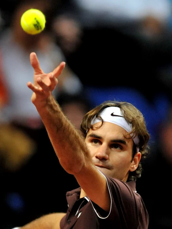 
    Roger Federer a debutat cu victorie la turneul Davidoff Swiss Indoors, Basel (05)  