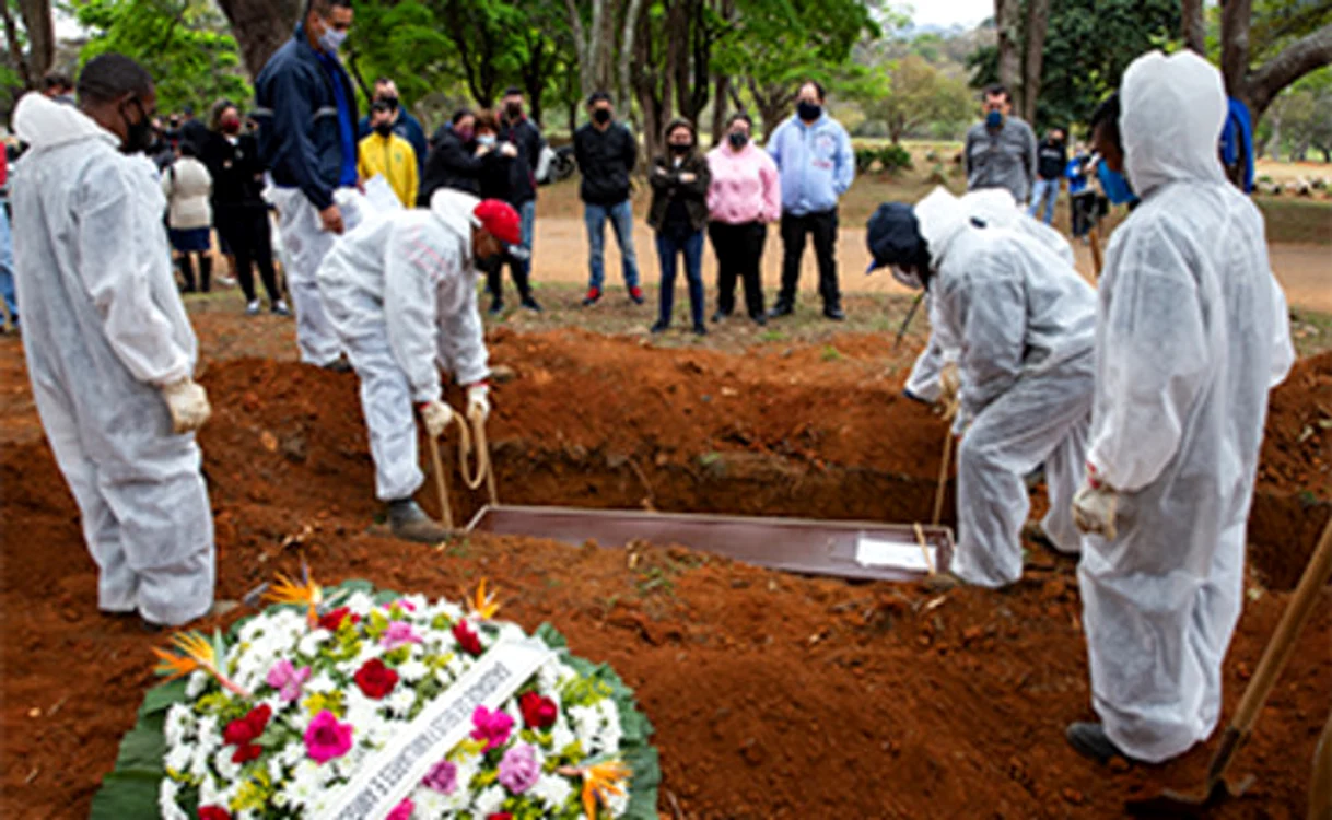 Peste 255.000 de brazilieni au fost răpuşi de COVID-19Foto: Getty Images