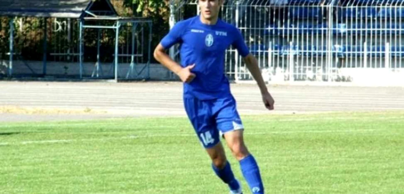 Radu Gânsari, mijlocaș la formația Academia UTM