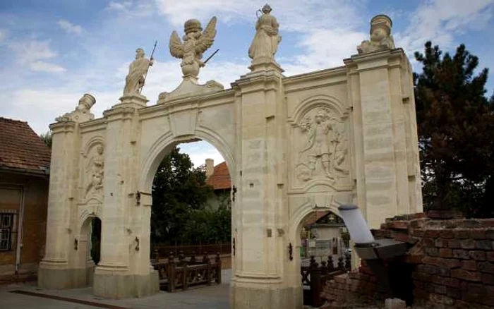Poarta I a Cetăţii Alba Iulia
