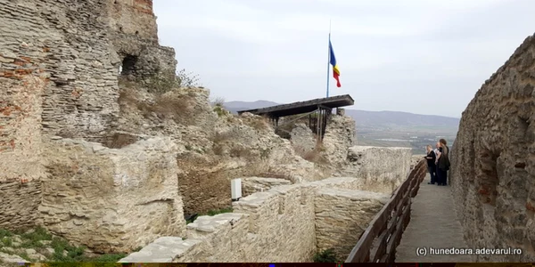 cetatea devei