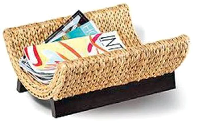 Suport de reviste din  rattan, la Bonsai