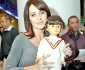 Nadia Comăneci și păpușa care îi poartă numele 