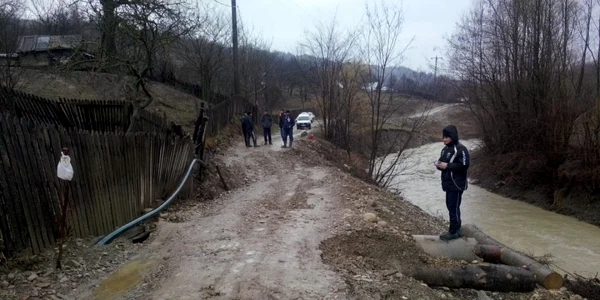 alunecari de teren vrancea