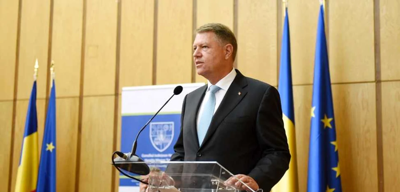 Iohannis a trimis spre reexaminare legea care ar putea să reînvie fabricile de diplome