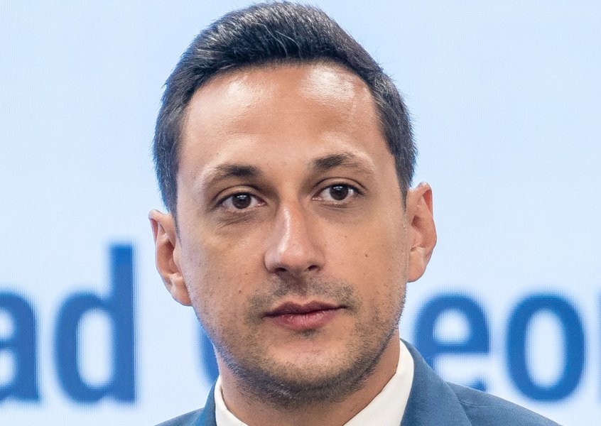 Portret de candidat. Cine este Vlad Gheorghe, fostul eurodeputat care vrea să conducă Primăria Capitalei