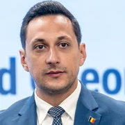 Fostul europarlamentar Vlad Gheorghe, fondatorul partidului DREPT, FOTO FB