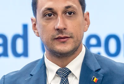 Fostul europarlamentar Vlad Gheorghe, fondatorul partidului DREPT, FOTO FB