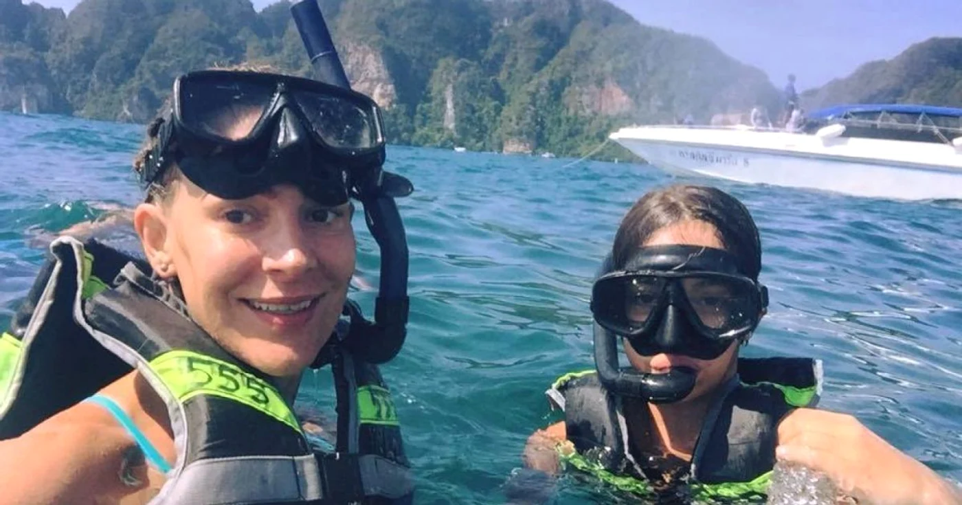 Roxana Ciuhulescu în Thailanda