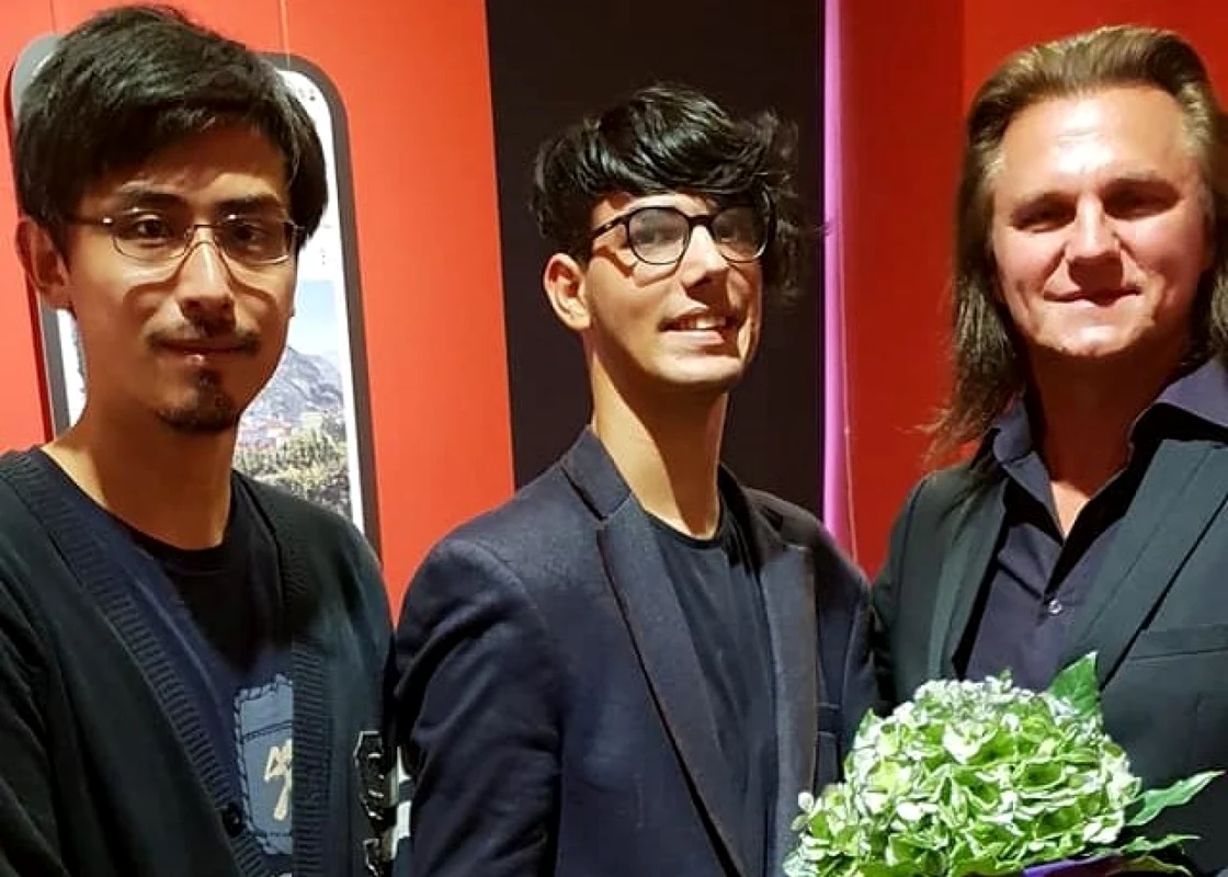 Naoki Asada indragostit de Brasov FOTO Ioan Buciumar