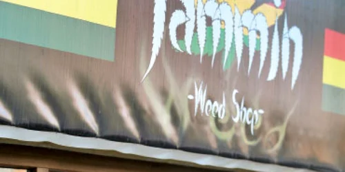 „Magazinele de vise” rămân deschise