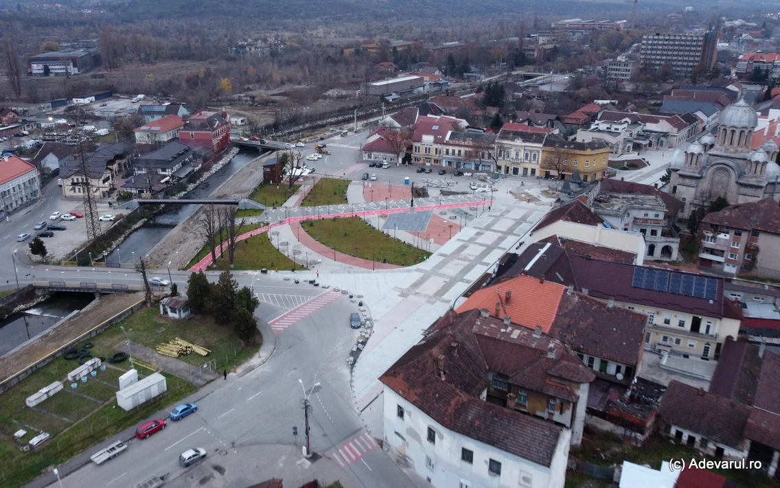 Centrul istoric din Hunedoara  Foto Daniel Guță ADEVĂRUL (54) JPG