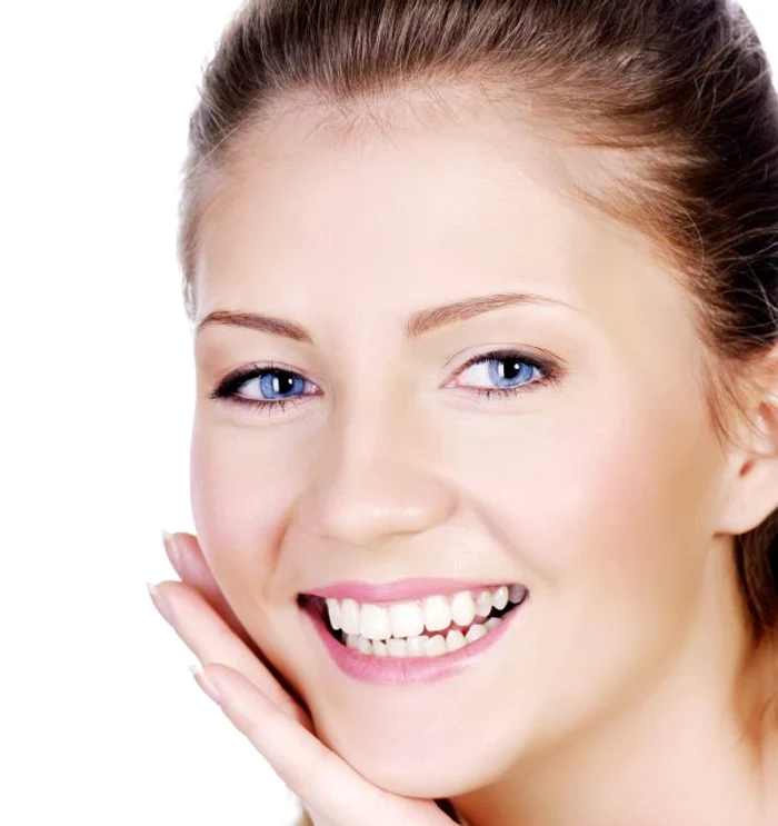 
    Consumă cât mai multe fructe şi legume proaspete pentru un ten tânăr, sănătos şi catifelat!  