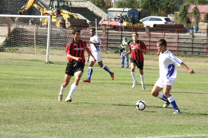 Şcolarii şi-au revenit în ultima parte a turului Ligii a III-a de fotbal