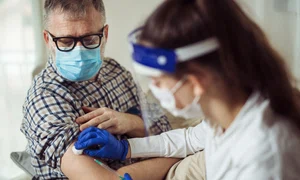 barbat vaccin shutter jpeg