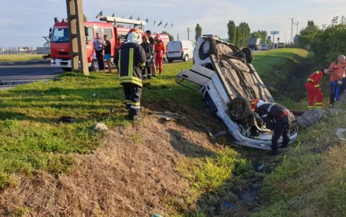 Accident în Timişoara FOTO ISU Timiş