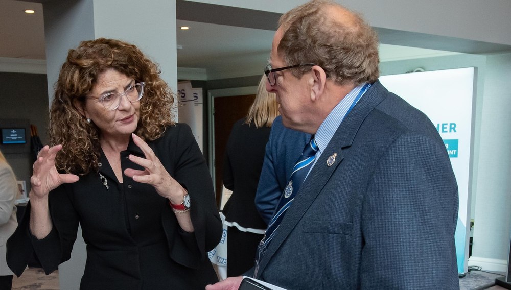 Ministrului britanic al combaterii infracționalității, Diana Johnson, i-a fost furată poşeta la o reuniune a şefilor poliţiei
